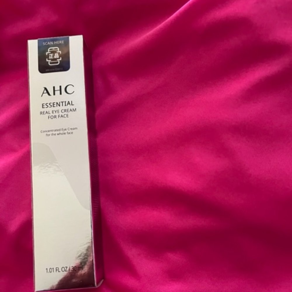 AHC Essential Real Eye Cream for Face